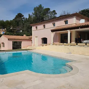 Séjour chez l'habitant Mycenes, Garéoult